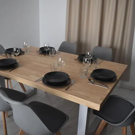 Drago, N4 アパート カレタ・デ・フステ