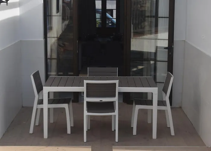 Drago, N4 Apartment *